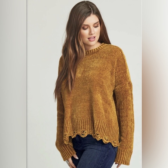 Show Me Your MuMu Sweaters - EUC Show Me Your MuMu Fringed Fawn Ochre Chenille Sweater